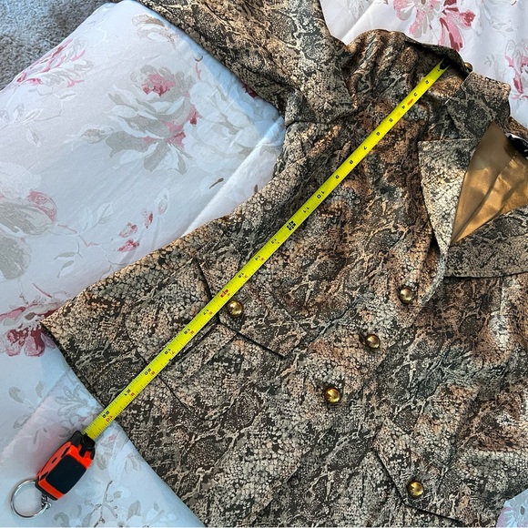 “Joan Rivers” Animal Print Blazer - Picture 10 of 14